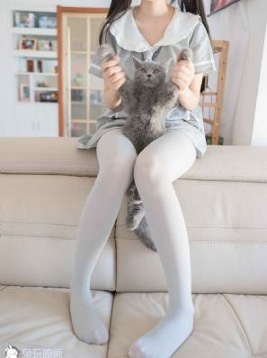 女仆挺起双乳请主人惩罚_BD英语手机在线看